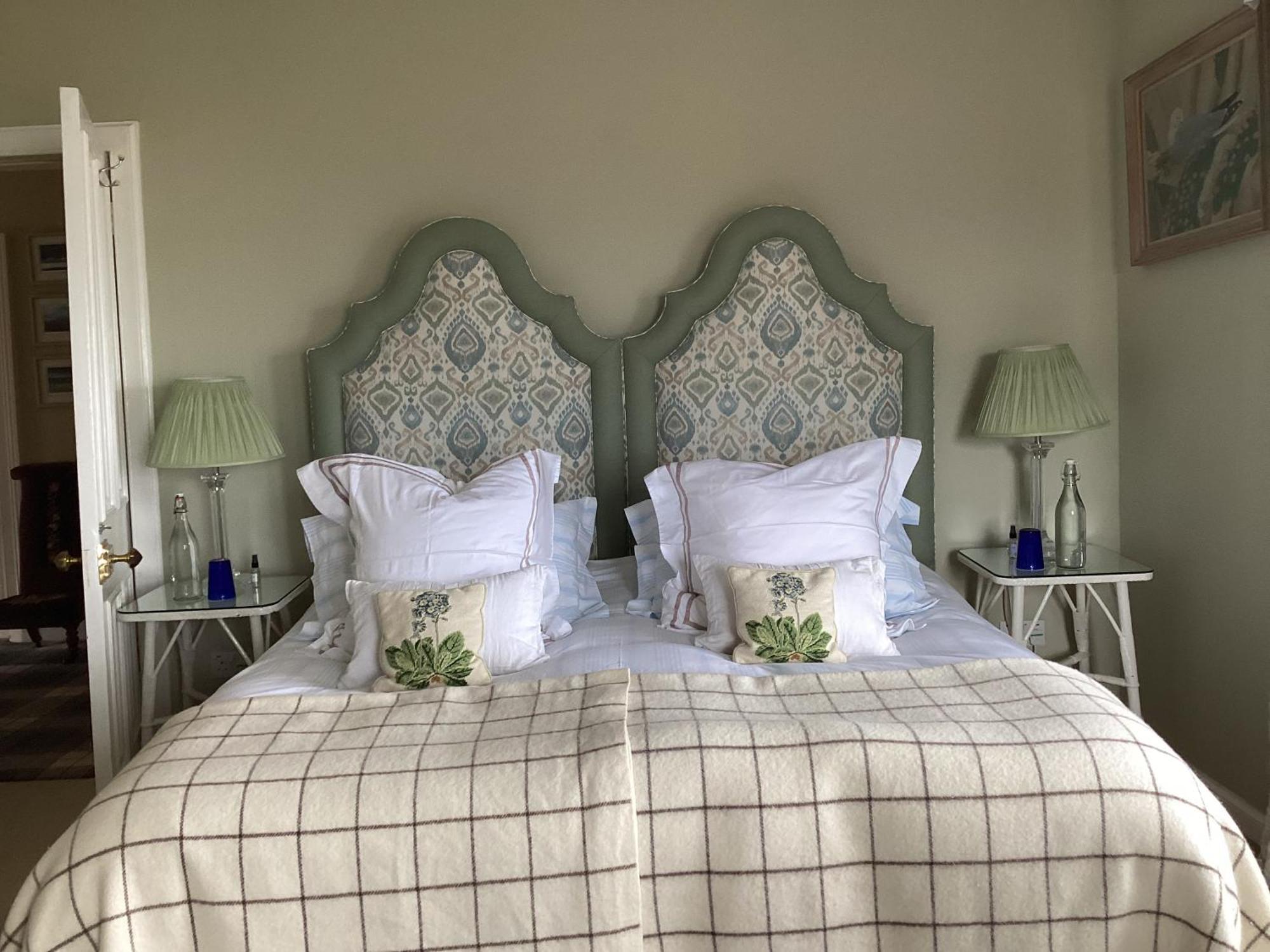 Loch Gorm House Bed & Breakfast Bruichladdich ภายนอก รูปภาพ